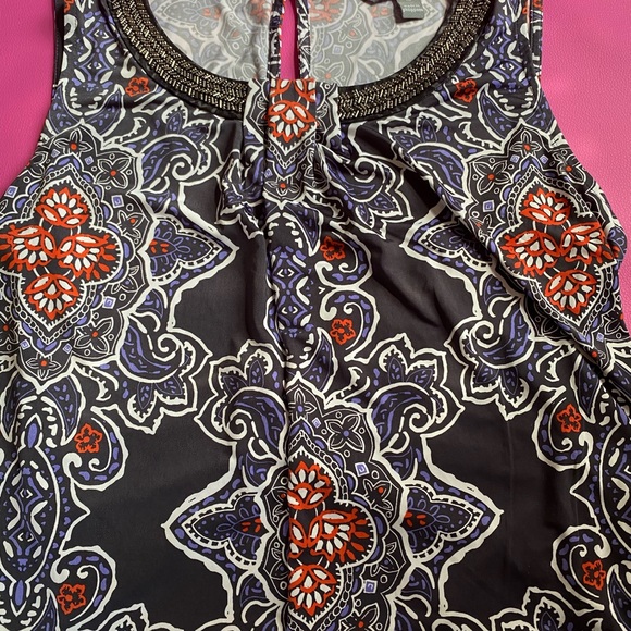 Sleeveless Top with Beaded Neckline Size M - Picture 2 of 9